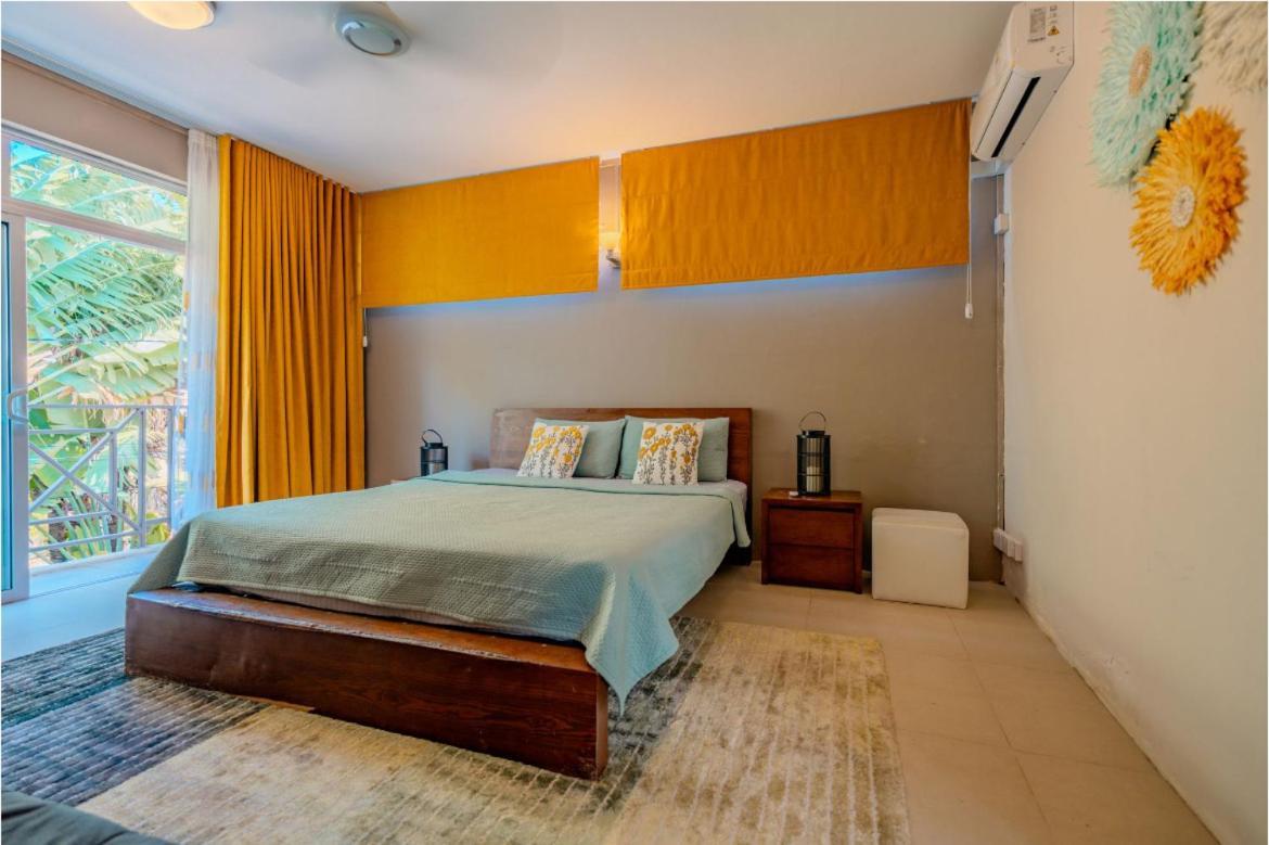 Pereybere Beach Paradise 4 Bedroom Apt Exterior foto